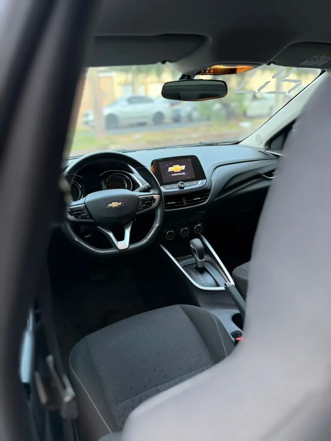 CHEVROLET Onix Sedan - Foto