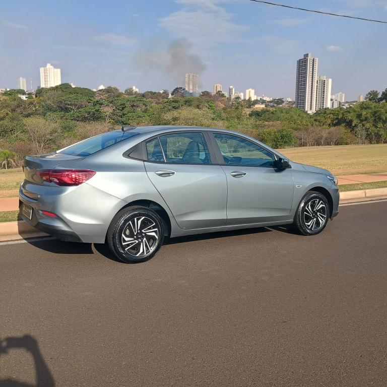 CHEVROLET Onix Sedan - Foto