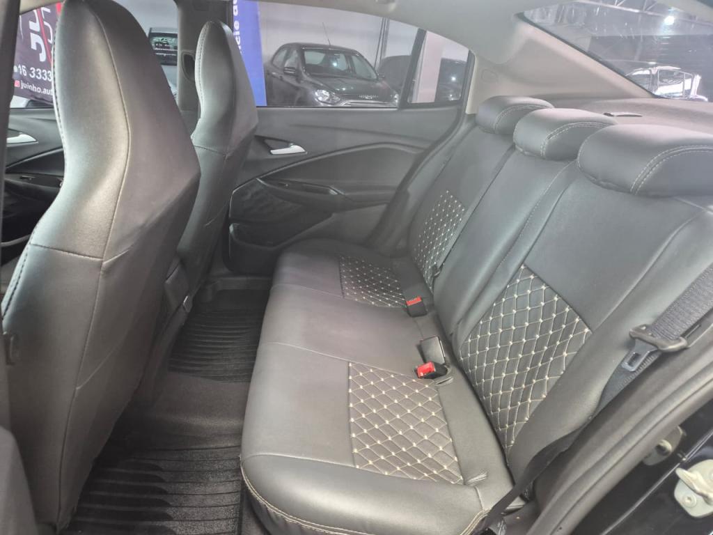 CHEVROLET Onix Sedan - Foto