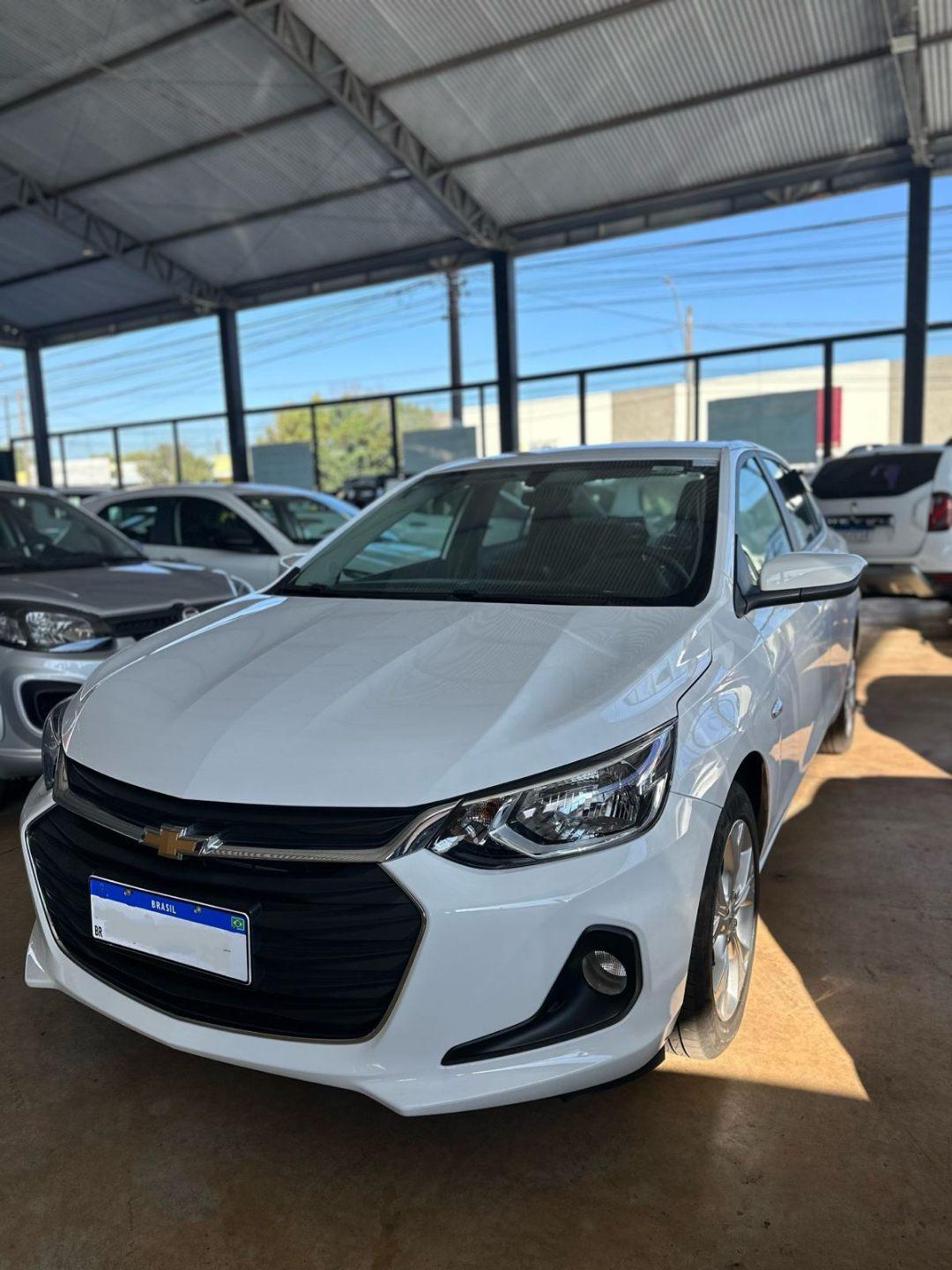 CHEVROLET Onix Sedan - Foto