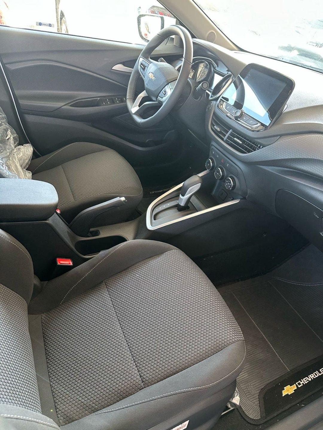 CHEVROLET Onix Sedan - Foto