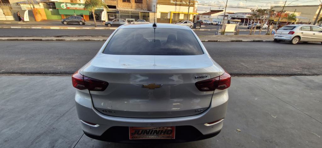 CHEVROLET Onix Sedan - Foto