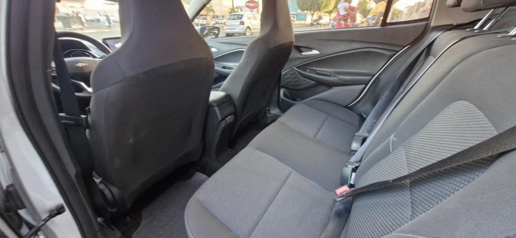 CHEVROLET Onix Sedan - Foto