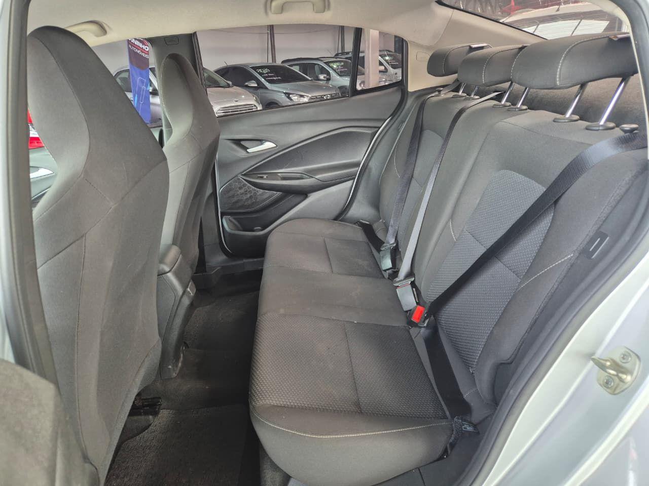 CHEVROLET Onix Sedan - Foto
