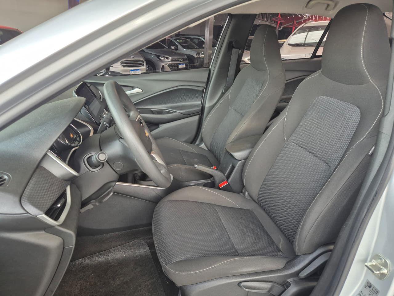 CHEVROLET Onix Sedan - Foto