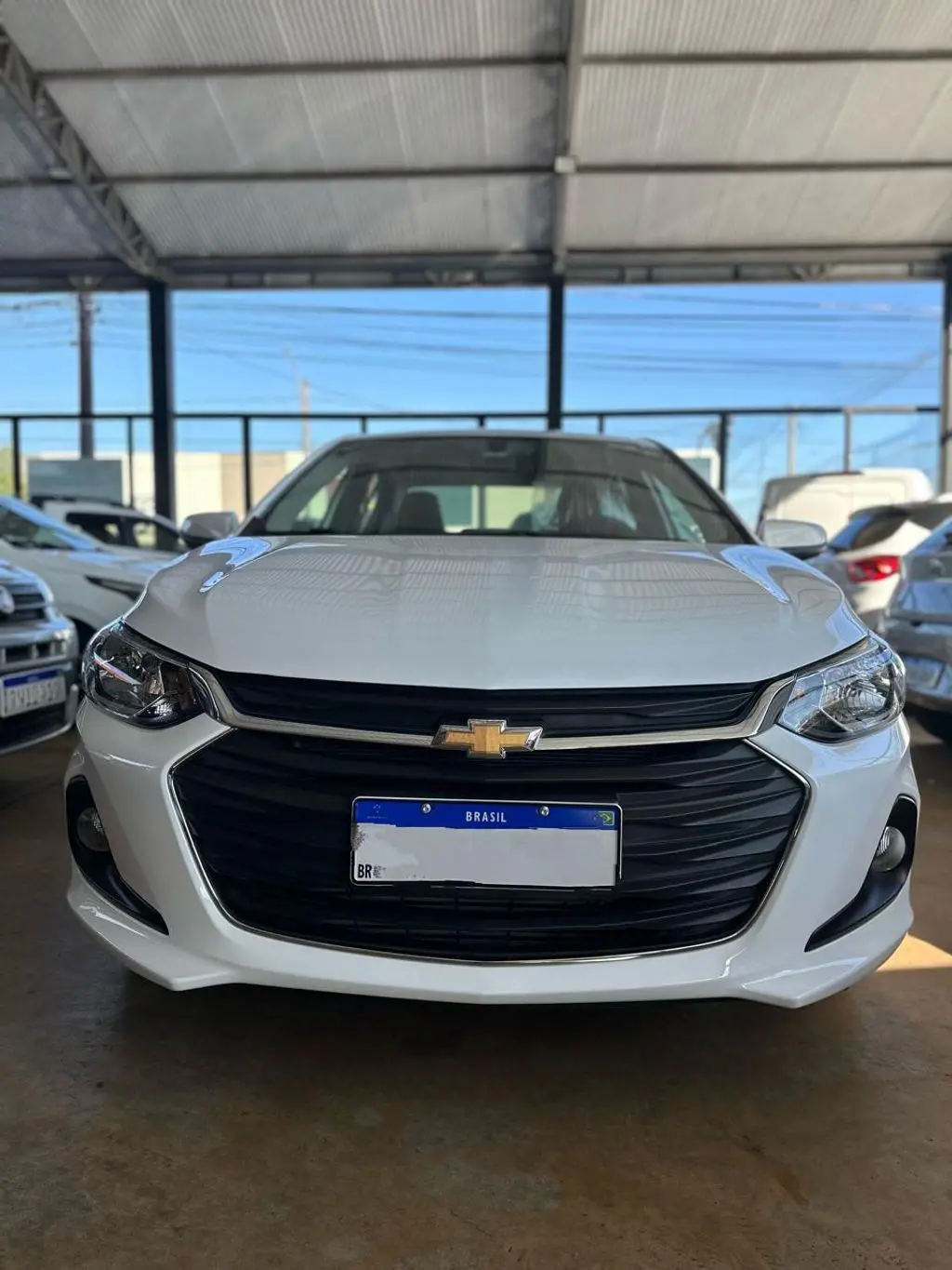CHEVROLET Onix Sedan - Foto