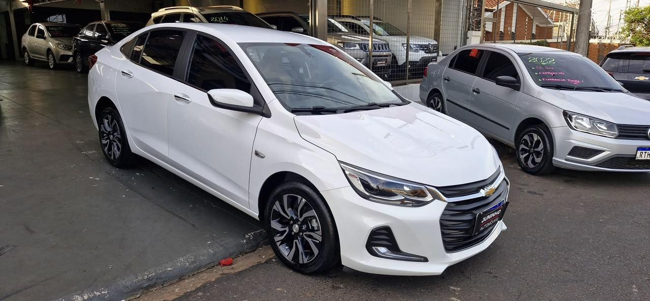 CHEVROLET Onix Sedan - Foto