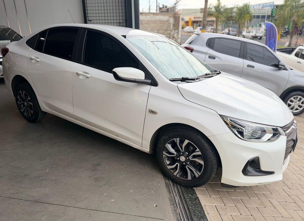 CHEVROLET Onix Sedan - Foto