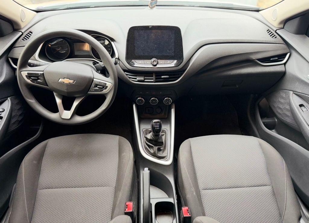 CHEVROLET Onix Sedan - Foto