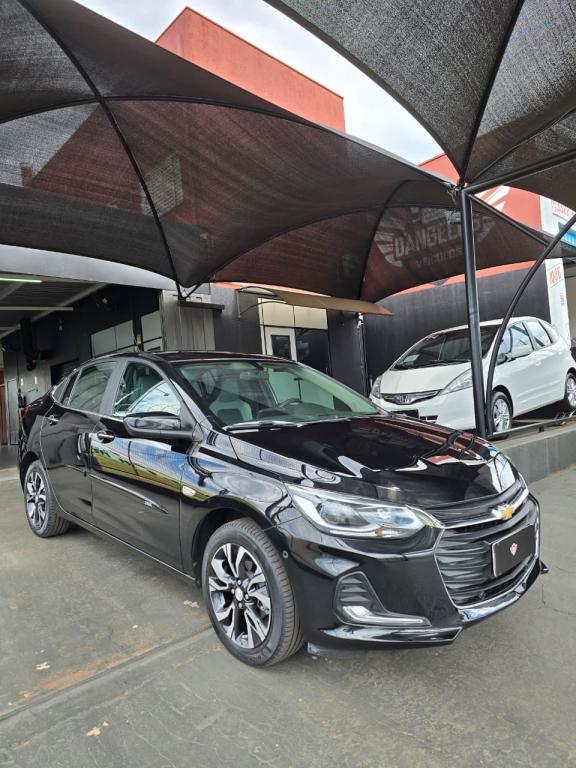 CHEVROLET Onix Sedan - Foto