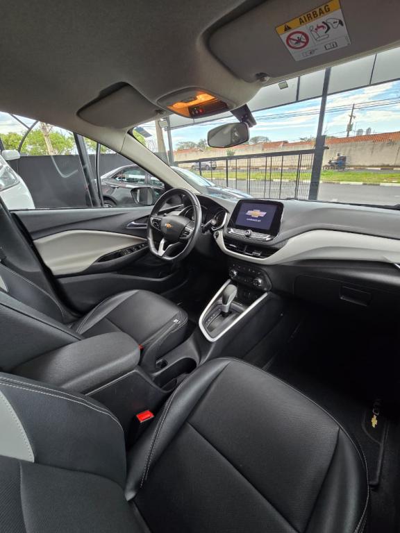 CHEVROLET Onix Sedan - Foto