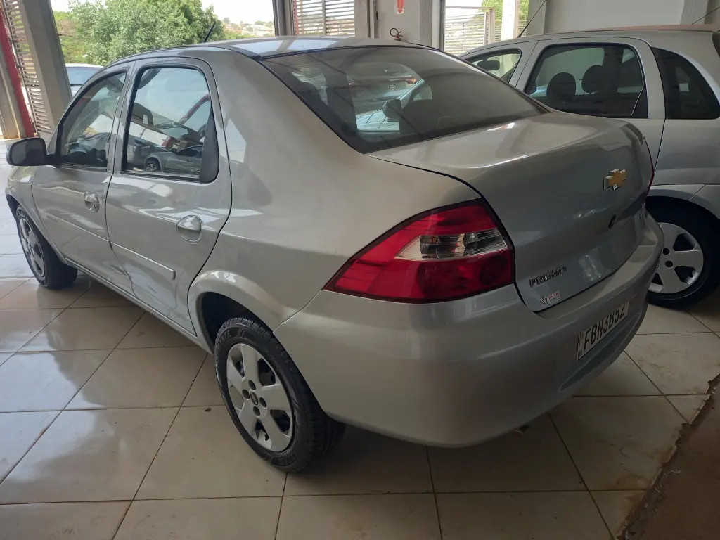 CHEVROLET Prisma - Foto