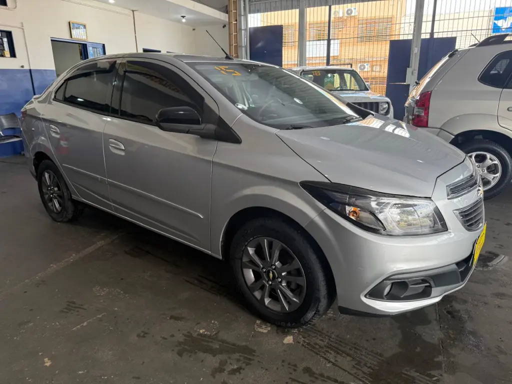 CHEVROLET Prisma - Foto