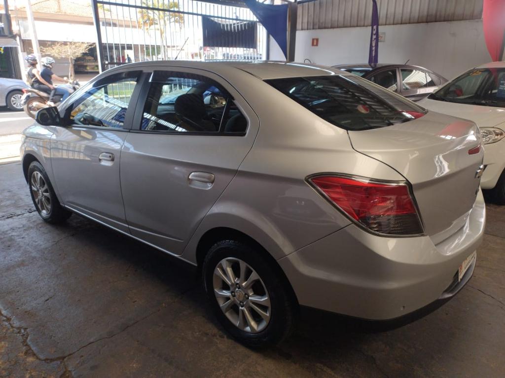 CHEVROLET Prisma - Foto