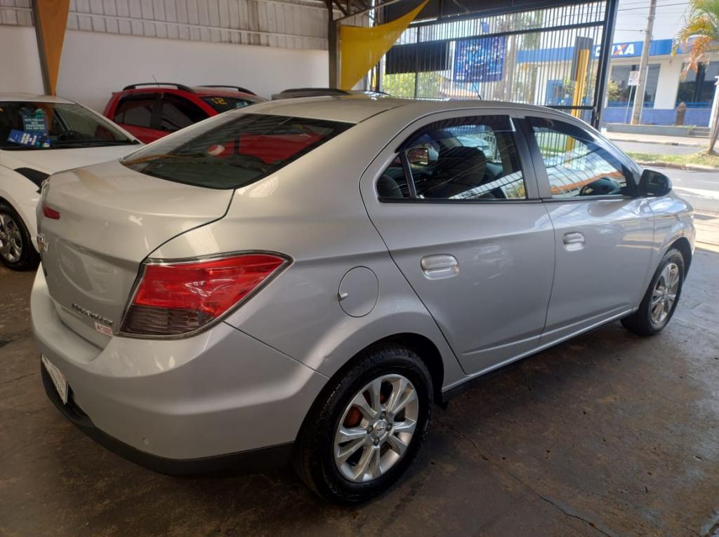 CHEVROLET Prisma - Foto