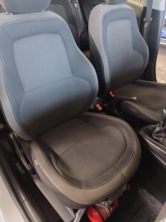 CHEVROLET Prisma - Foto