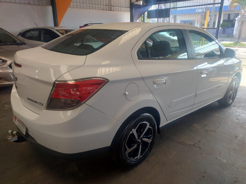 CHEVROLET Prisma - Foto