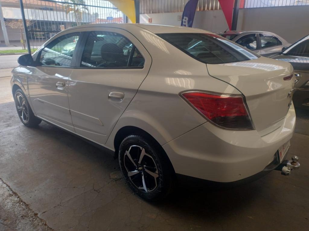 CHEVROLET Prisma - Foto