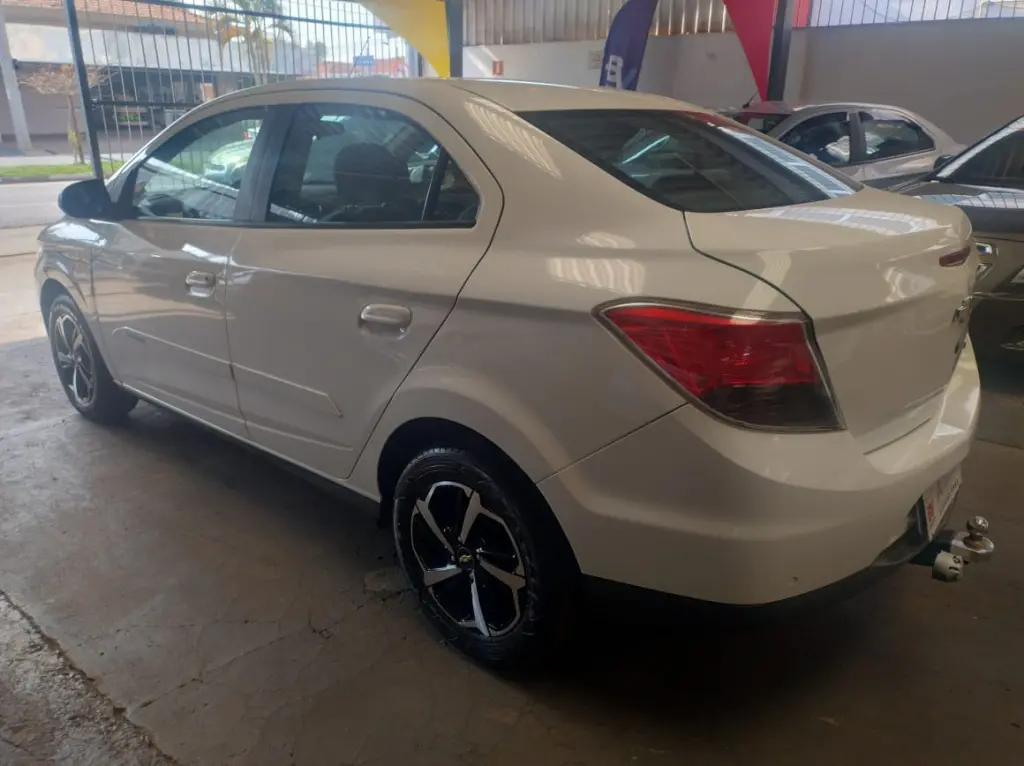 CHEVROLET Prisma - Foto