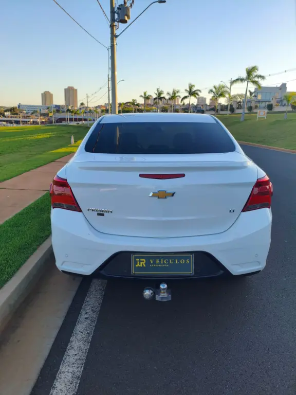 CHEVROLET Prisma - Foto
