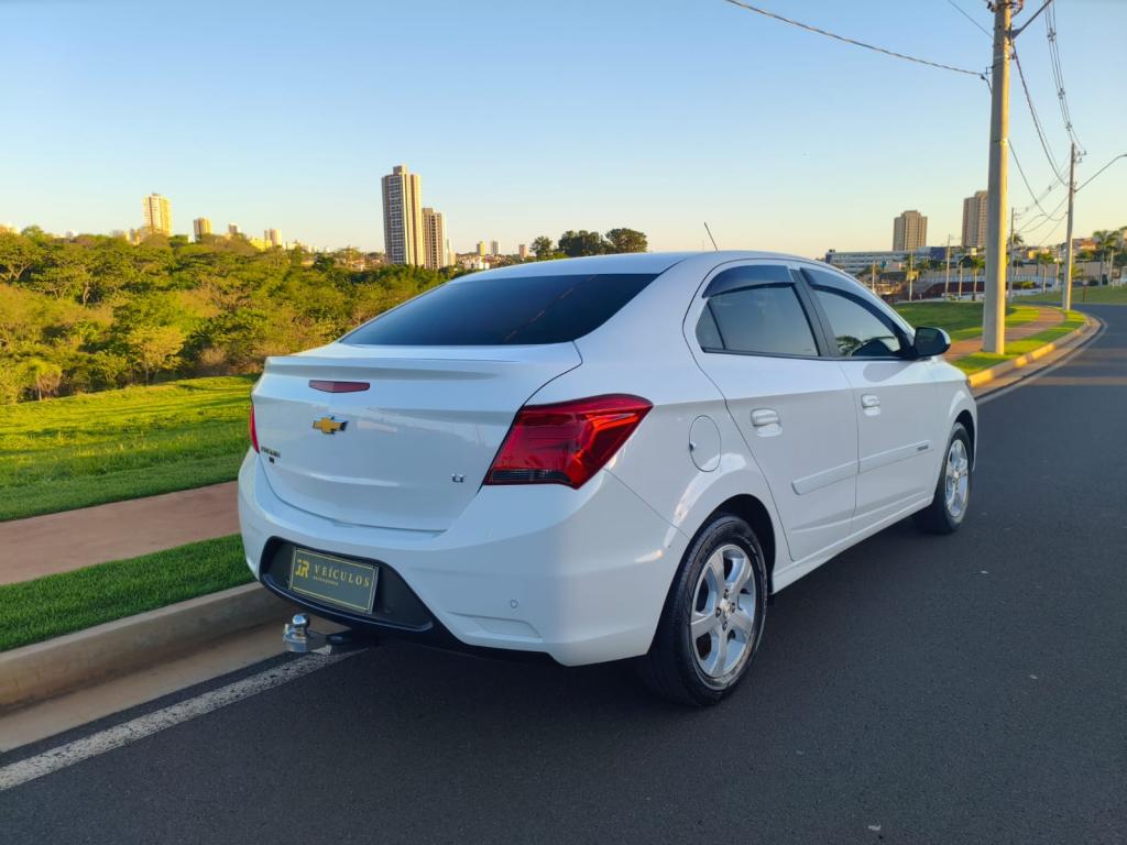 CHEVROLET Prisma - Foto