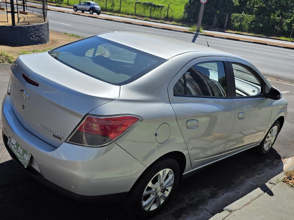 CHEVROLET Prisma - Foto