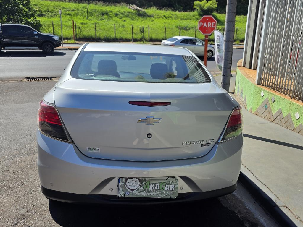 CHEVROLET Prisma - Foto