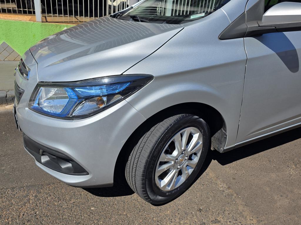 CHEVROLET Prisma - Foto