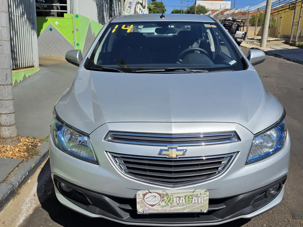 CHEVROLET Prisma - Foto