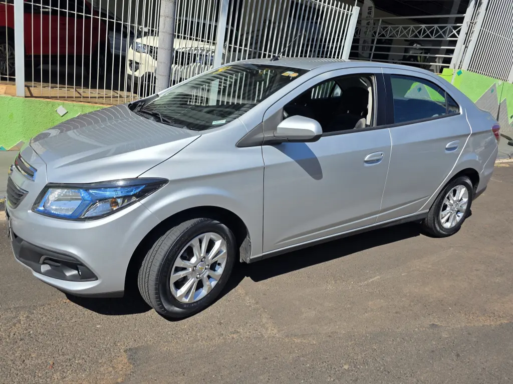 CHEVROLET Prisma - Foto