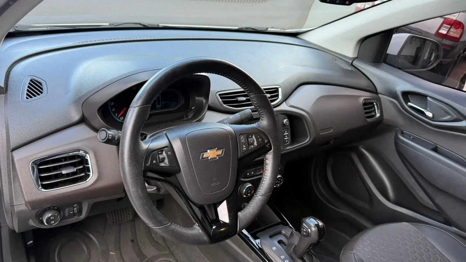 CHEVROLET Prisma - Foto