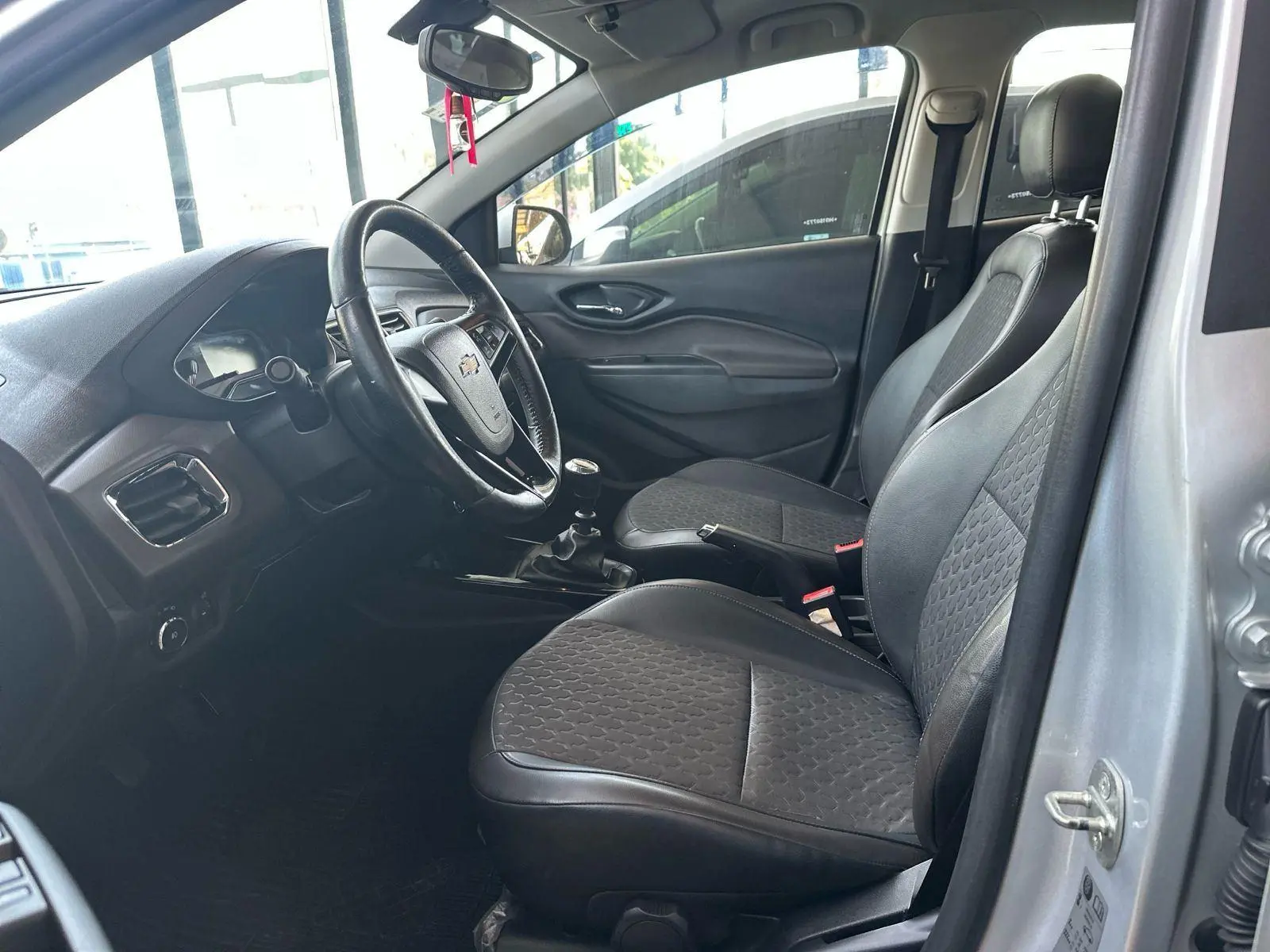 CHEVROLET Prisma - Foto