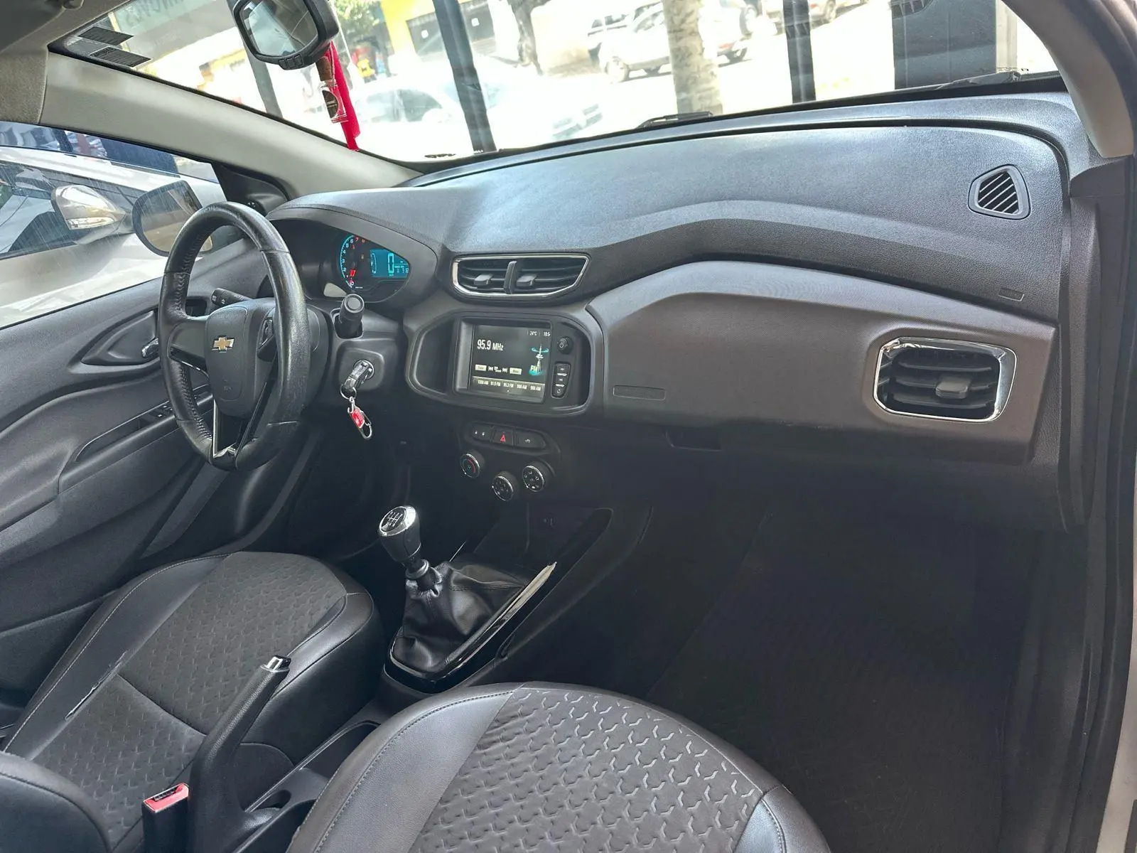 CHEVROLET Prisma - Foto