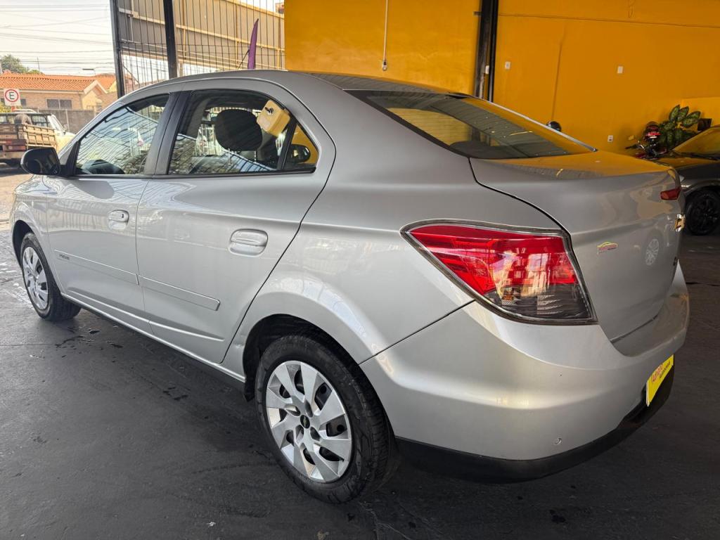CHEVROLET Prisma - Foto
