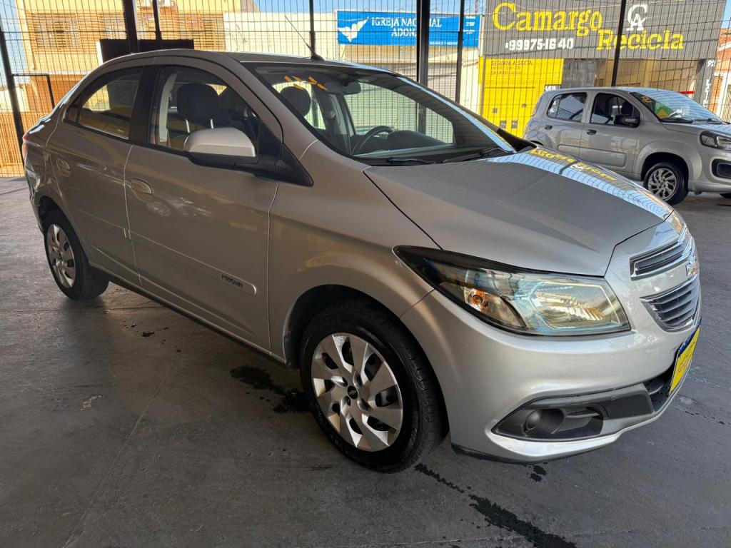 CHEVROLET Prisma - Foto