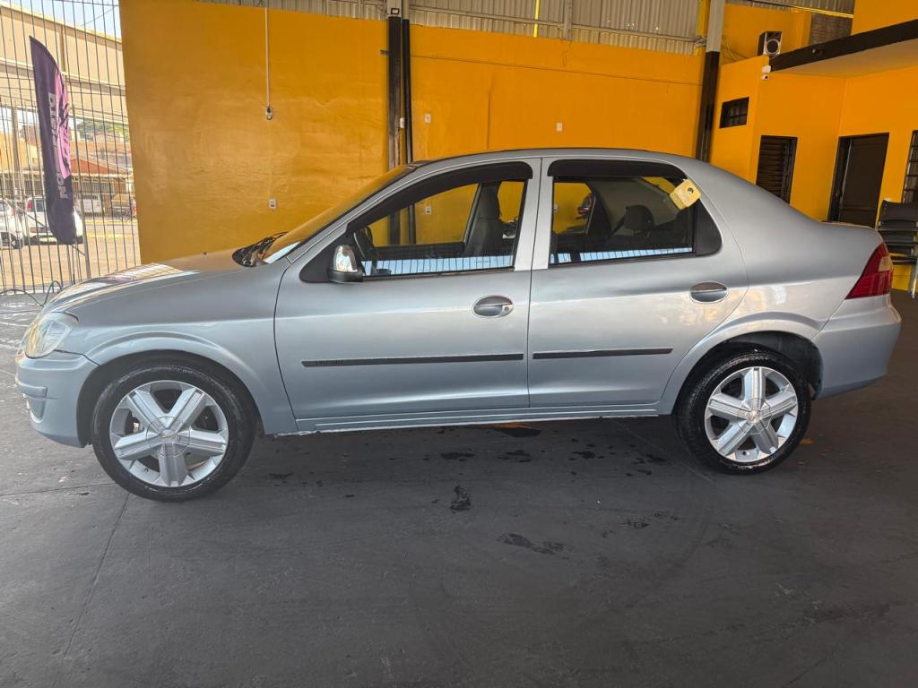 CHEVROLET Prisma - Foto