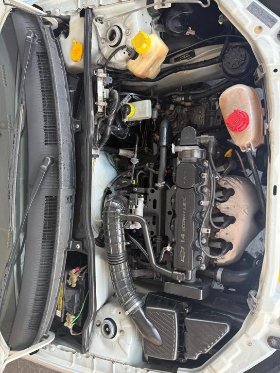 CHEVROLET Prisma - Foto