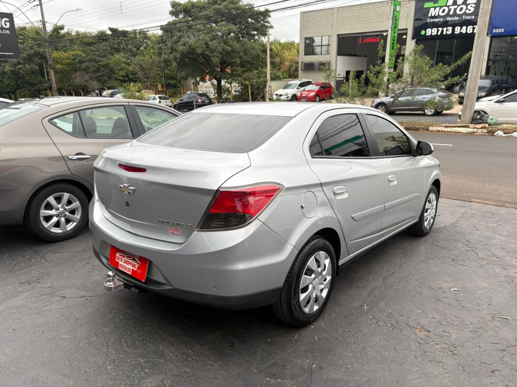 CHEVROLET Prisma - Foto