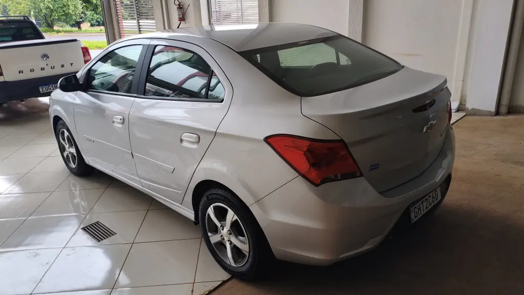 CHEVROLET Prisma - Foto