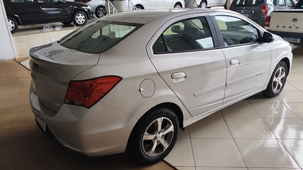 CHEVROLET Prisma - Foto