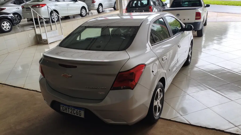 CHEVROLET Prisma - Foto