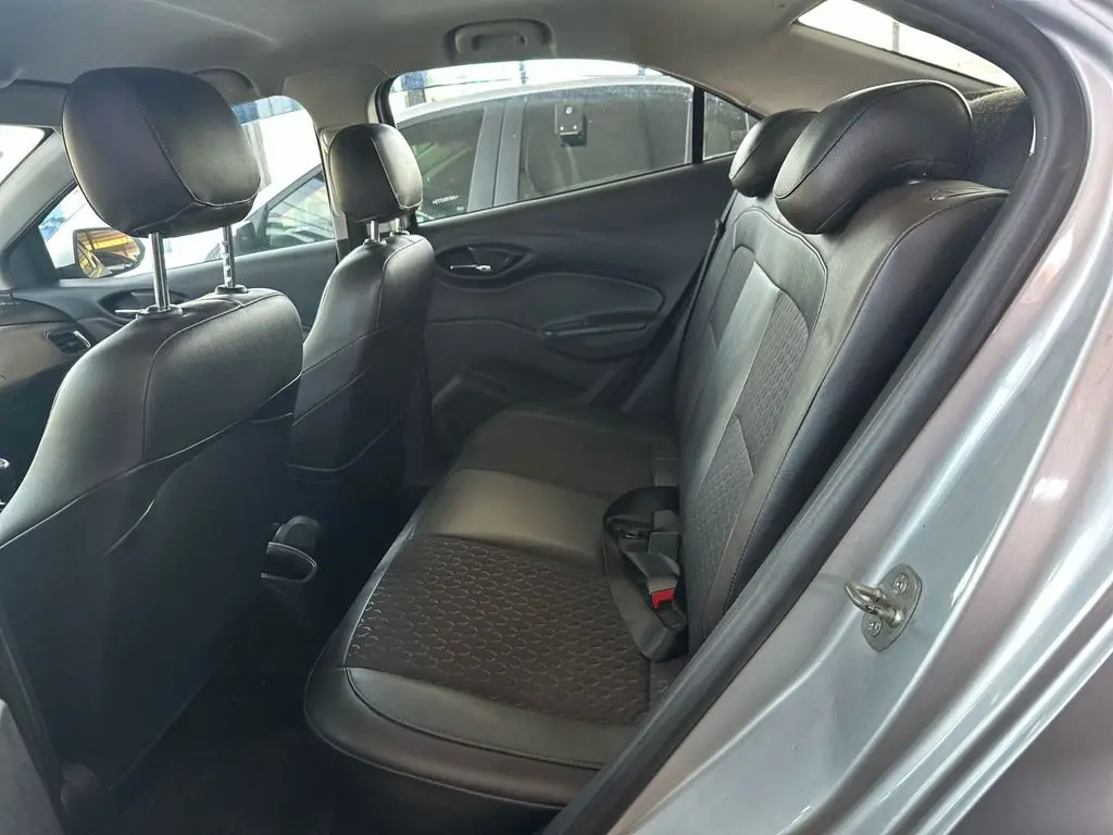 CHEVROLET Prisma - Foto