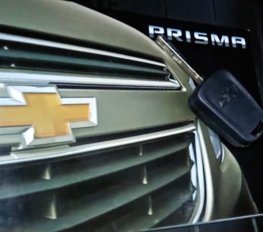 CHEVROLET Prisma - Foto