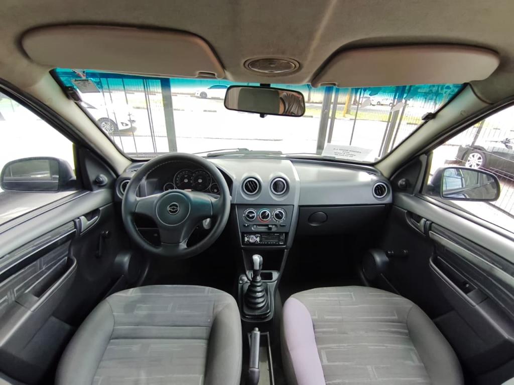 CHEVROLET Prisma - Foto