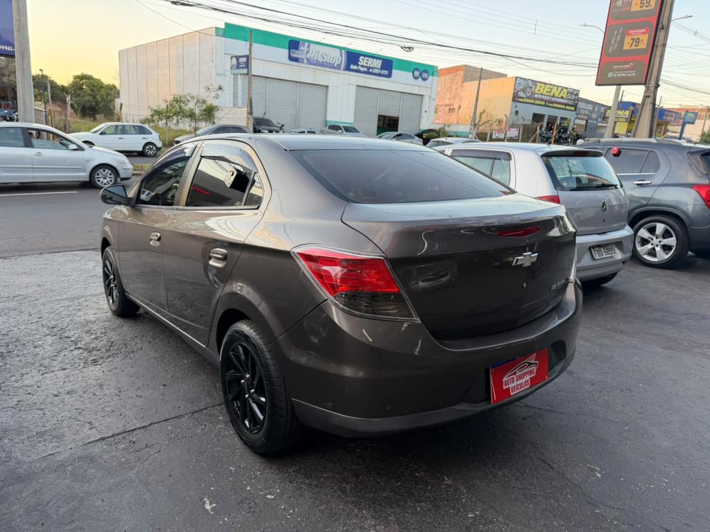CHEVROLET Prisma - Foto
