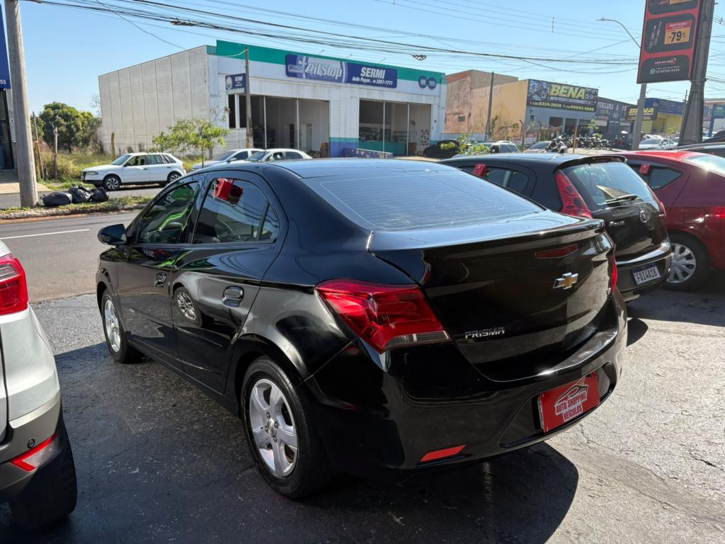 CHEVROLET Prisma - Foto