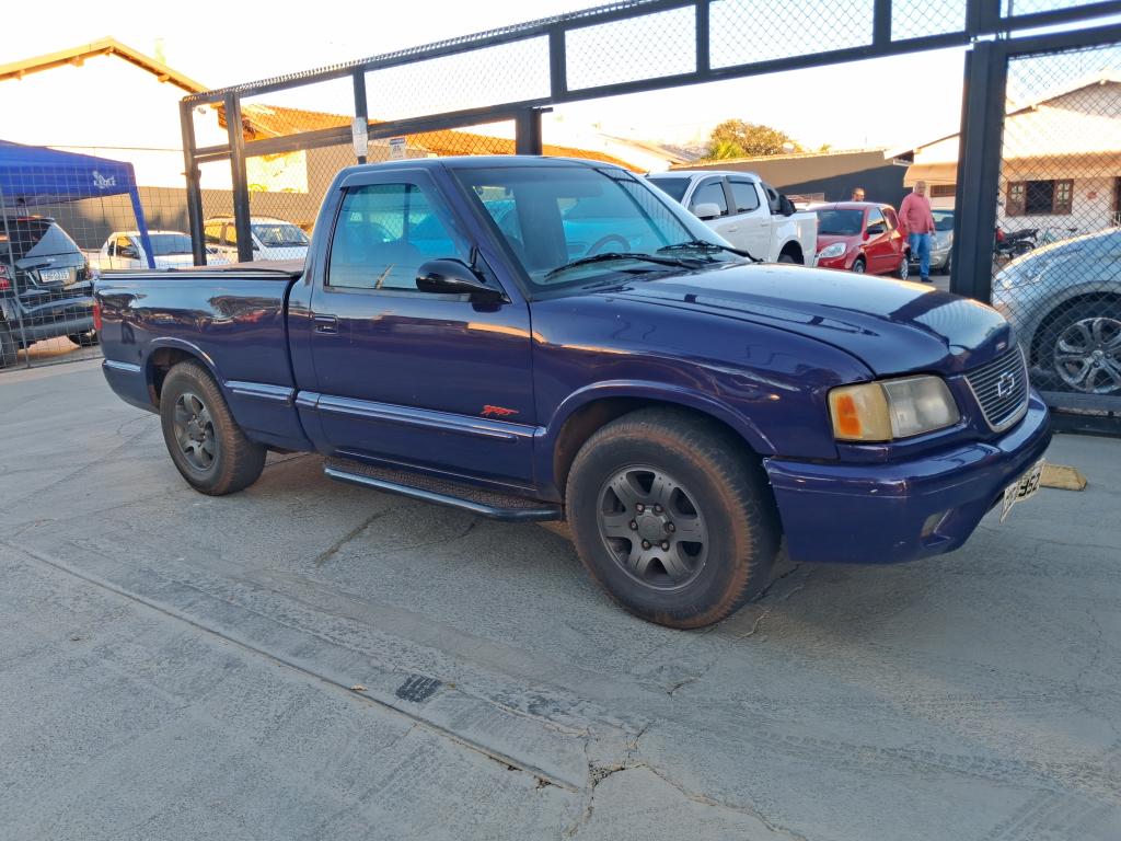 CHEVROLET S10