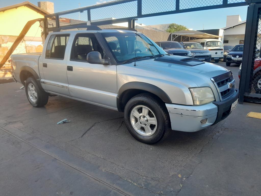CHEVROLET S10