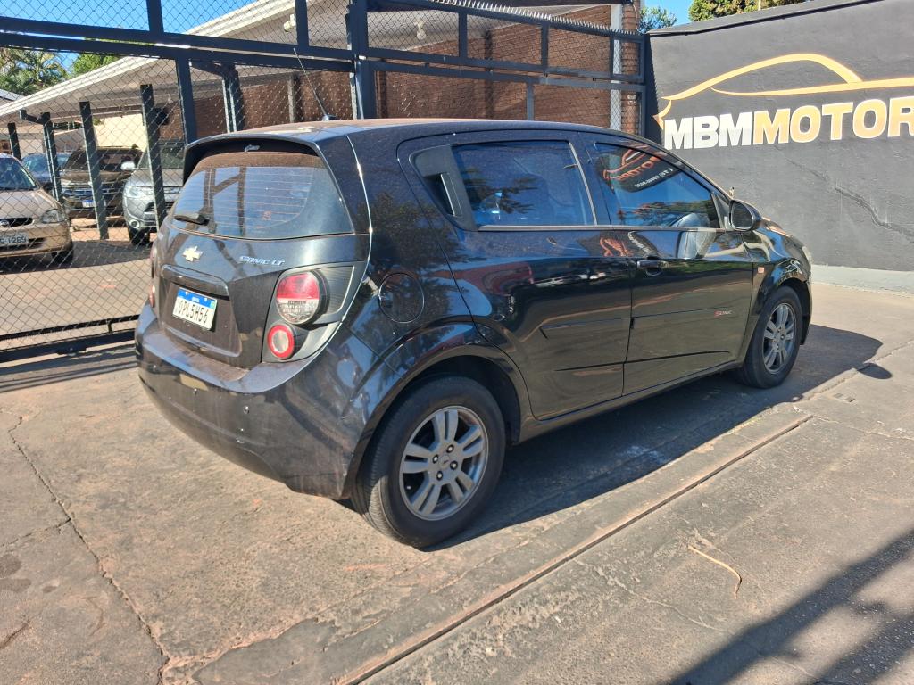 CHEVROLET Sonic Hatch - Foto