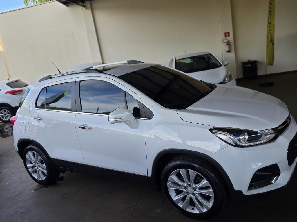 CHEVROLET Tracker - Foto